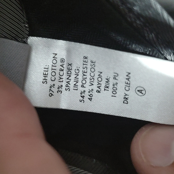 Calvin Klein Premium Slim Fit men's navy blue blazer - Picture 9 of 11